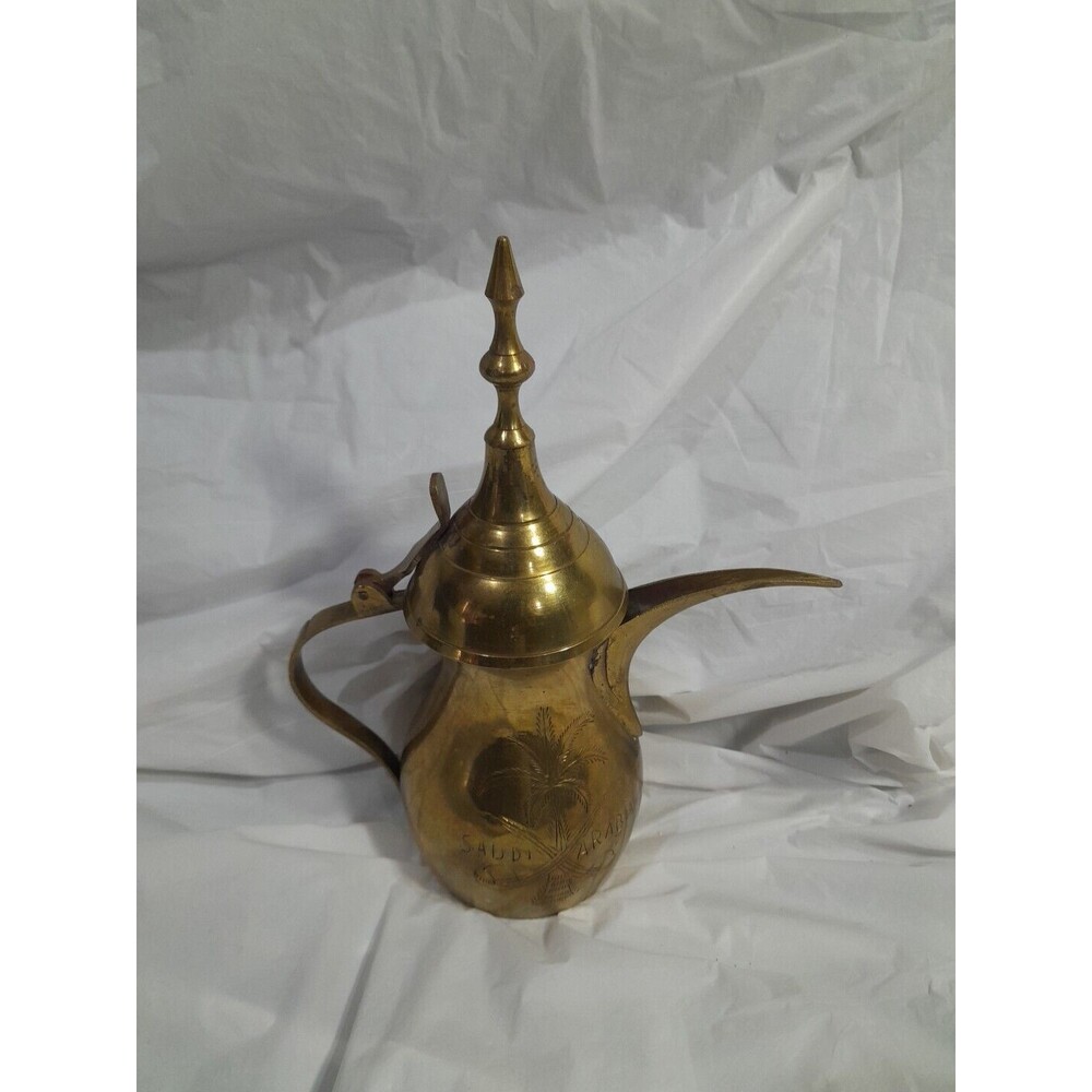 Vintage Islamic Arabic Middle Eastern Brass Dallah Coffee Pot,  9 Inch